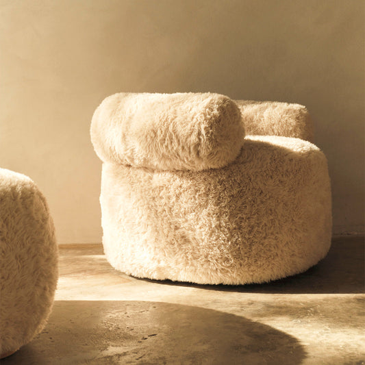 Huggy Swivel Armchair