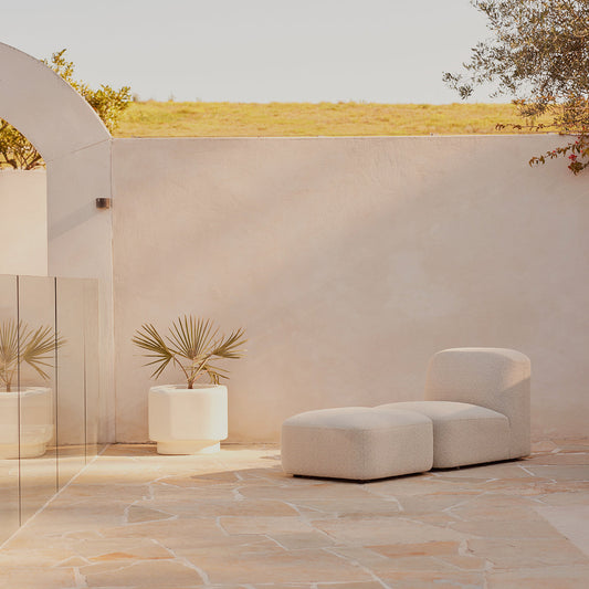 Muse Outdoor Armless Modular Piece)