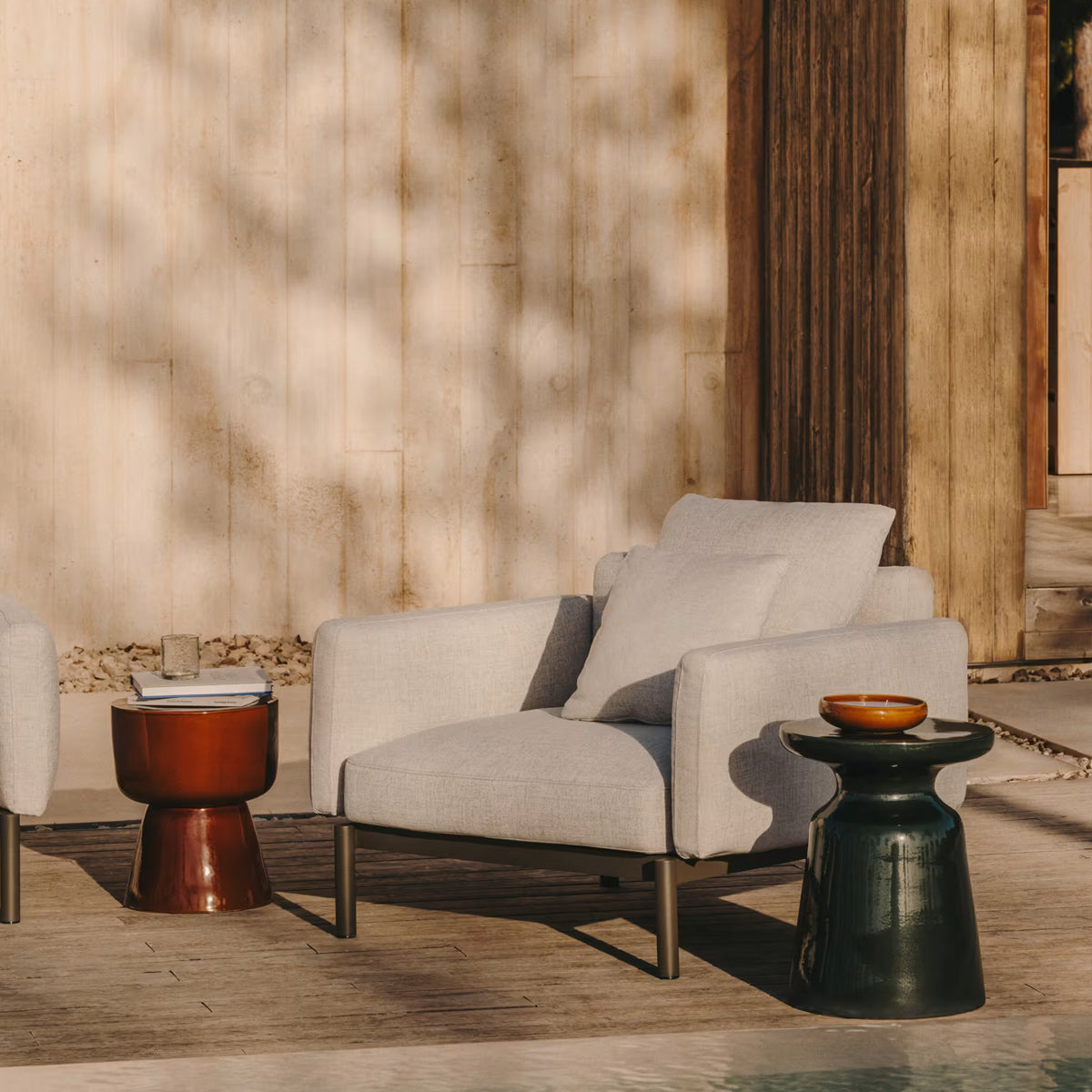 Mesquida Outdoor Side Table (Glazed Terracotta, 35cm)