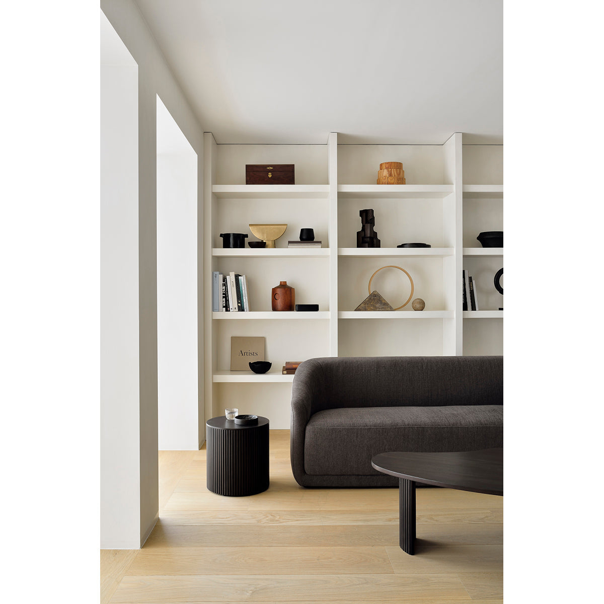 Roller Max Round Side Table