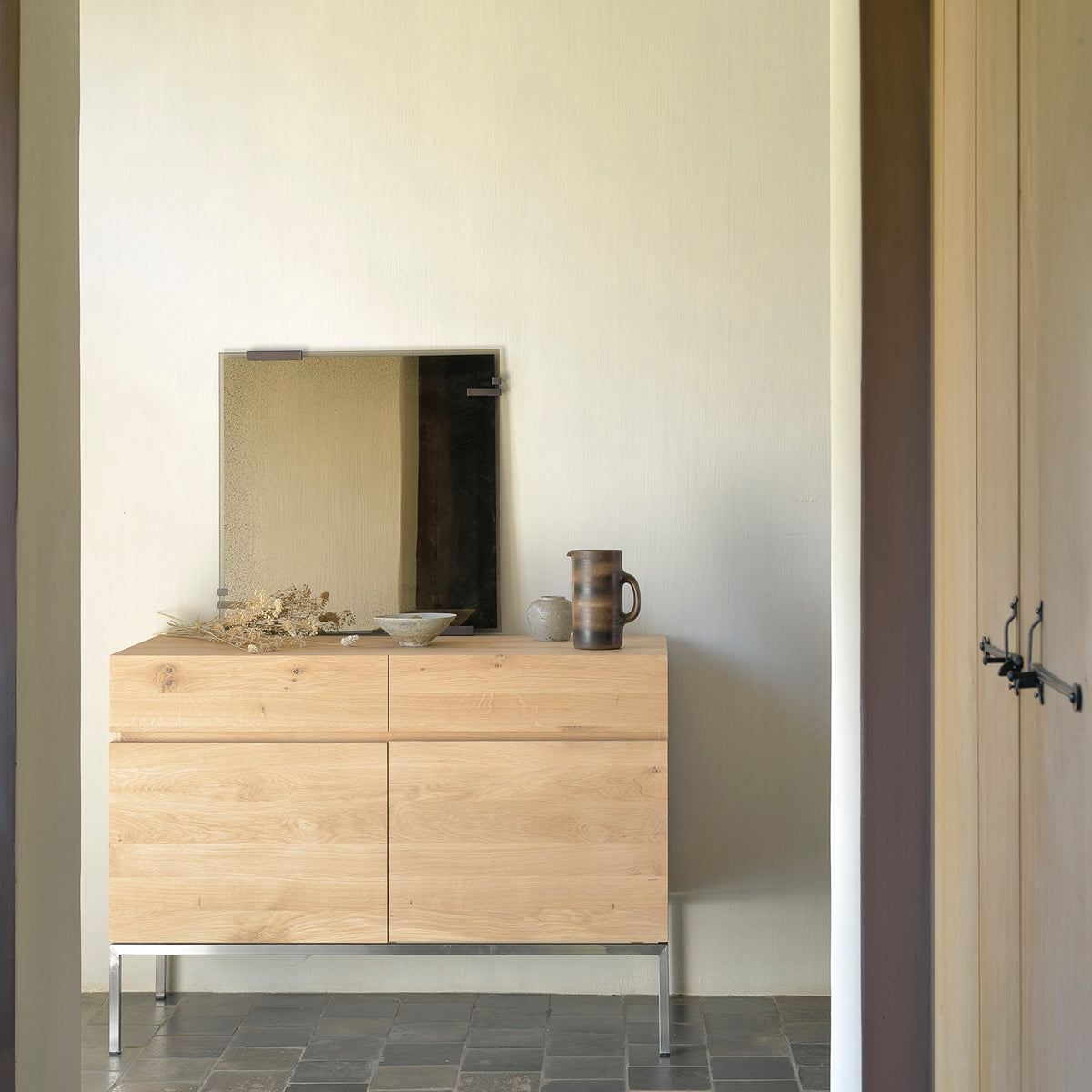 Ligna 2 Door Sideboard