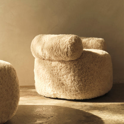 Huggy Swivel Armchair