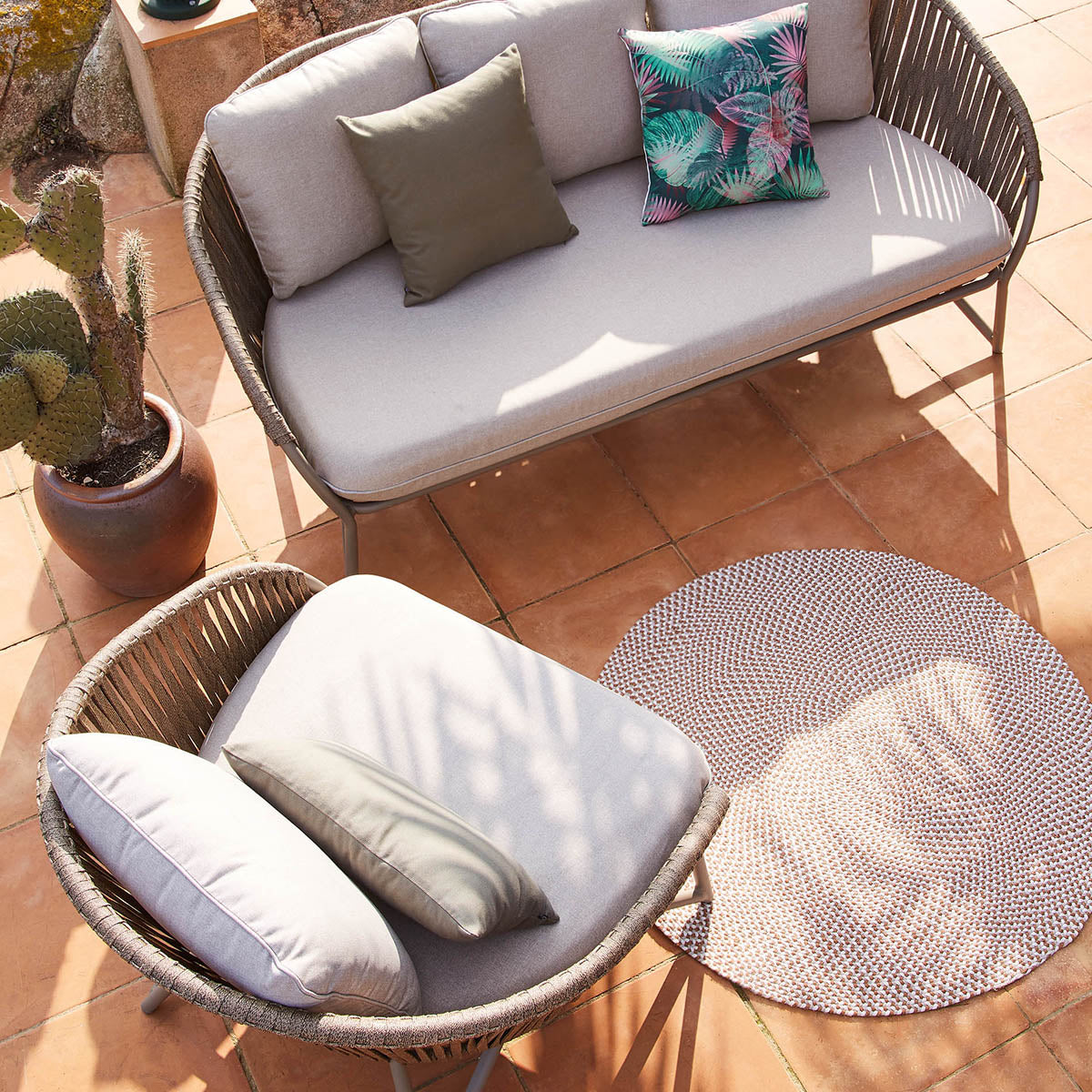 Branzie Outdoor Arm Chair