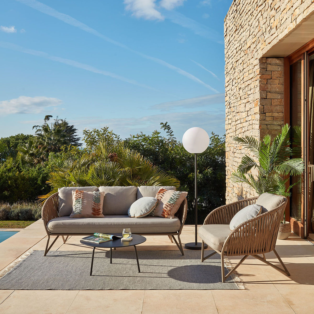 Branzie Outdoor Arm Chair