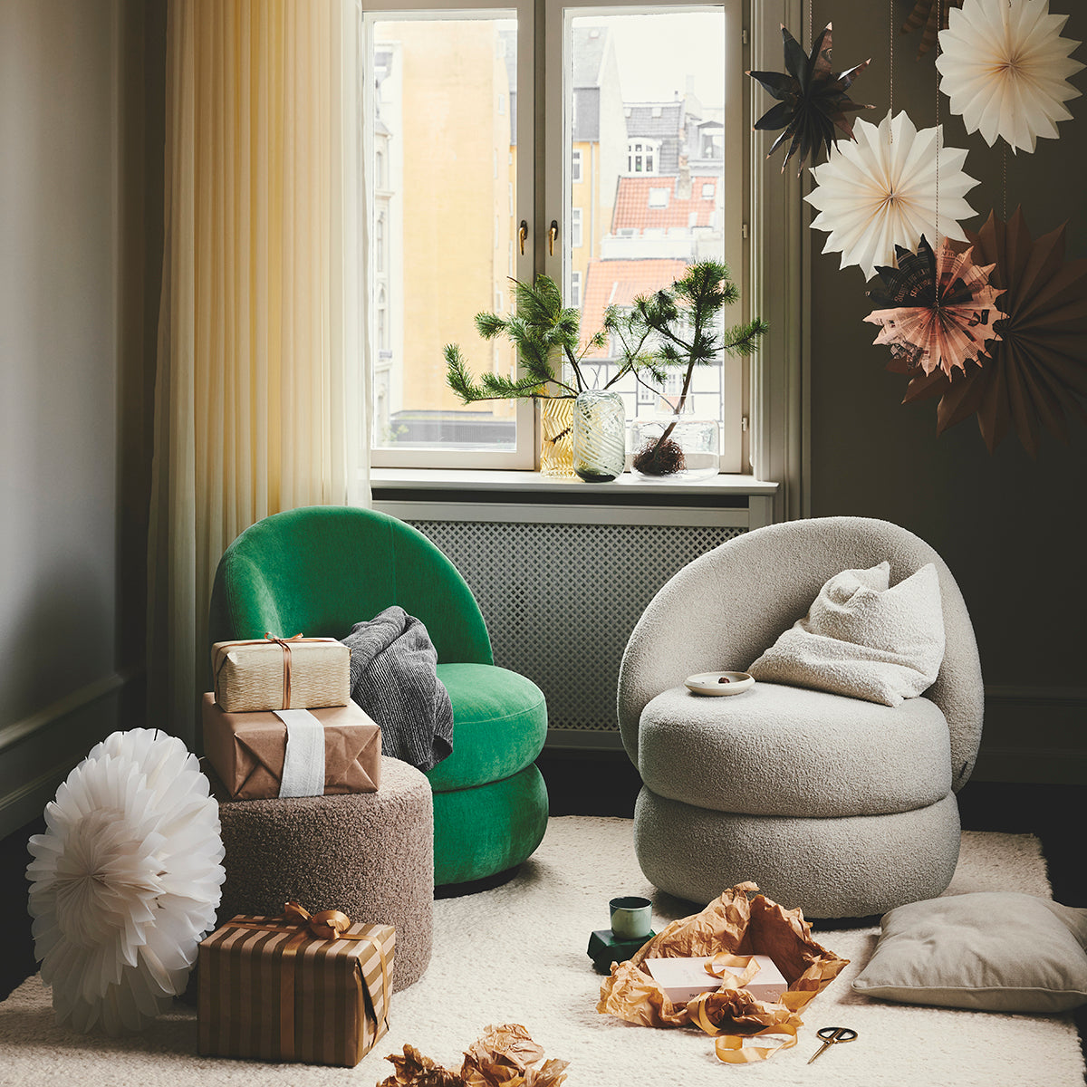 Alma Swivel Armchair