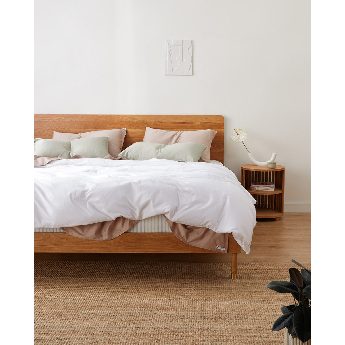 Atlanta Bedside Table