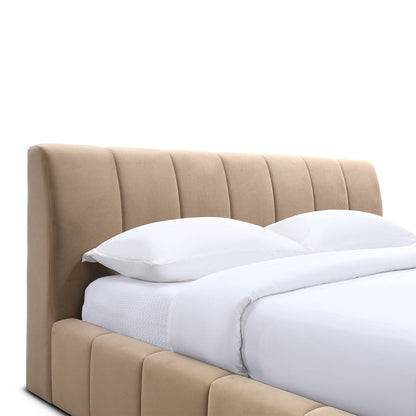 Allocco Queen Bed