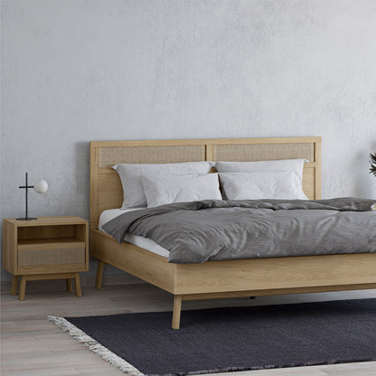 Arigato Timber Queen Bed (Oak)