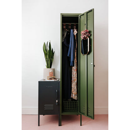 The Shorty Left Locker