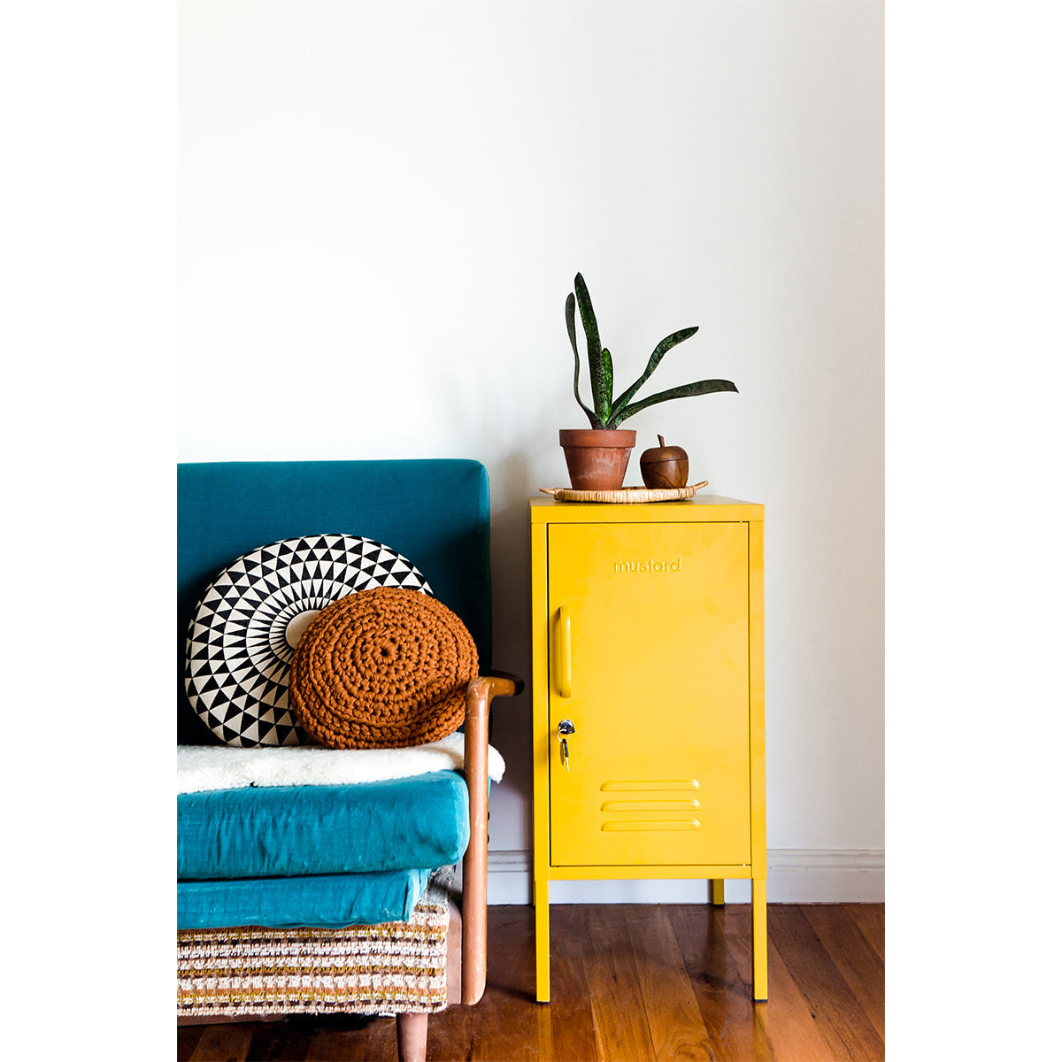 The Shorty Right Locker