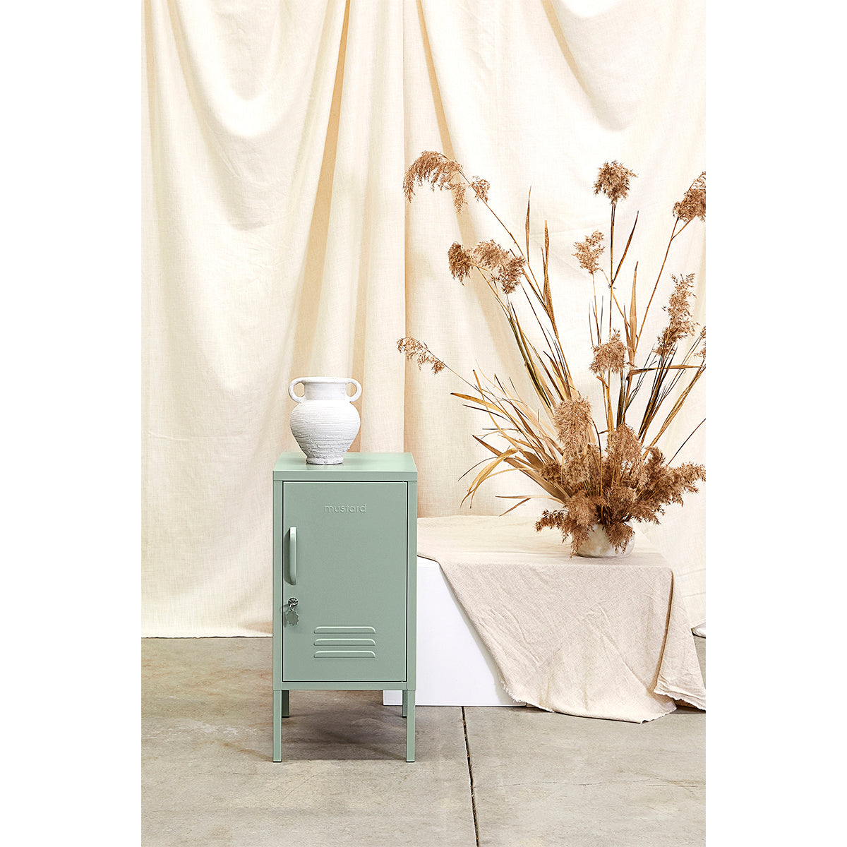 The Shorty Right Locker