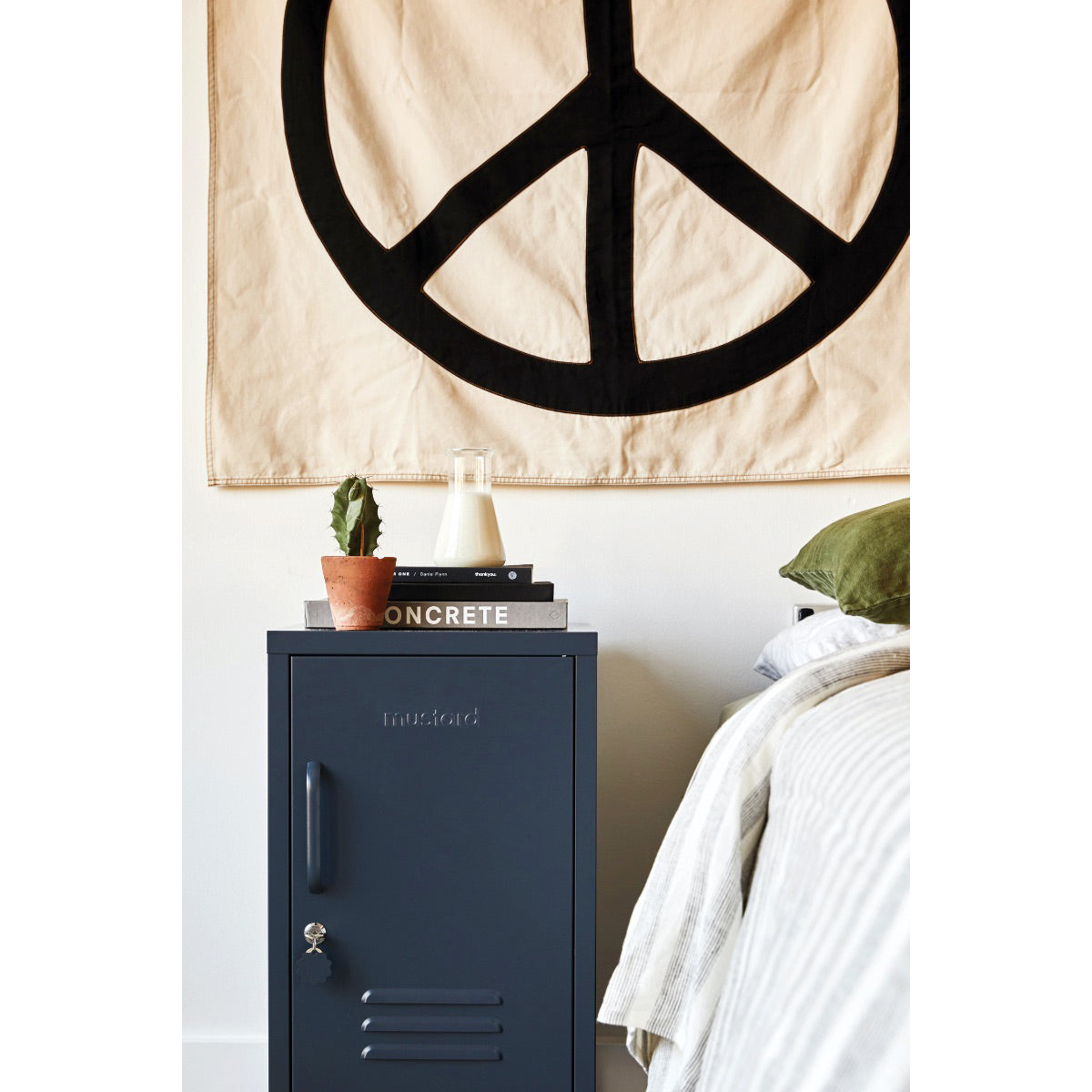 The Shorty Right Locker