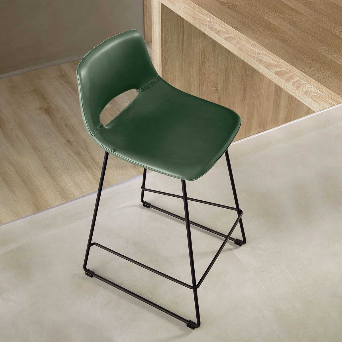 Zahara Leatherette Bar Stool (65cm)