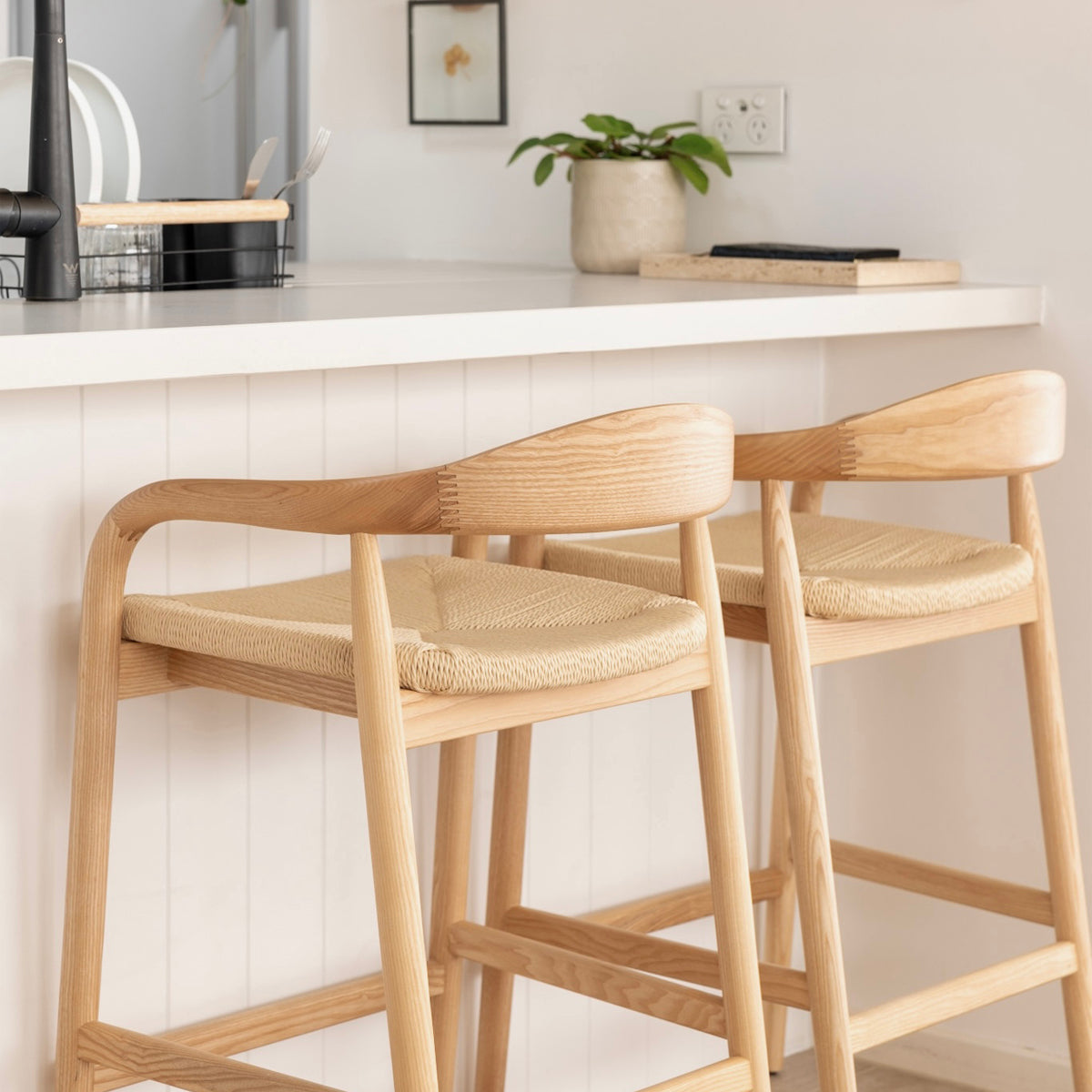 Noris Paper Cord Bar Stool