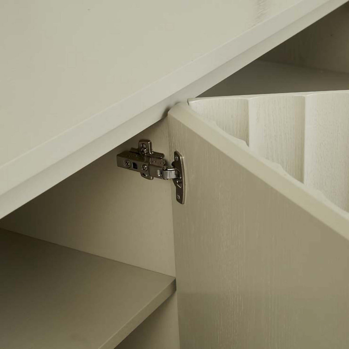 Oliver Fluted Buffet