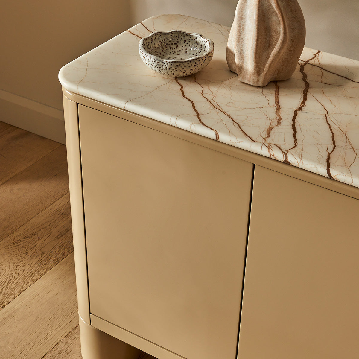 Frankie Marble Buffet