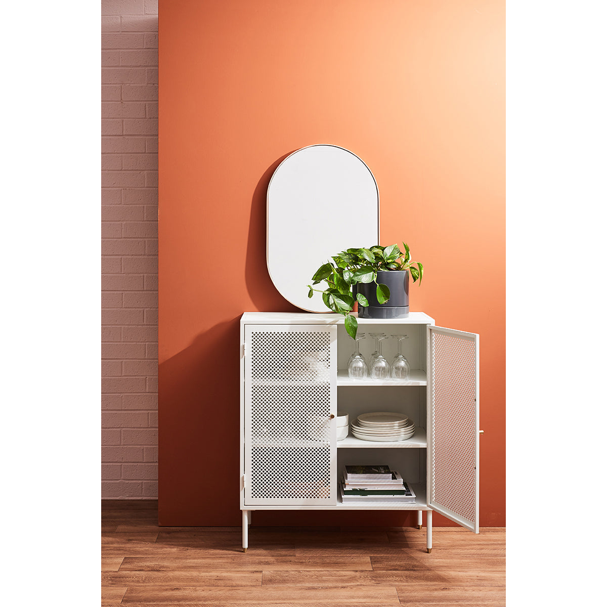 Bjorn Oval Mirror (Dove)