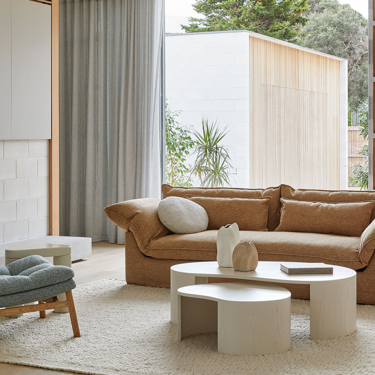 Oberon Curve Nest Coffee Table