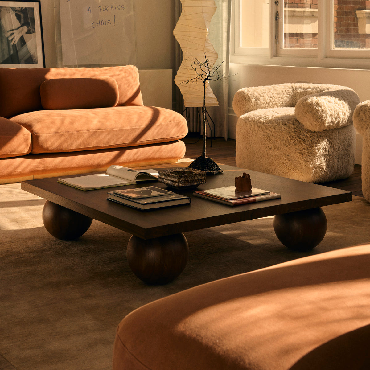 Yoko Capsule Coffee Table (Walnut Natural)