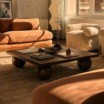 Yoko Capsule Coffee Table (Walnut Natural)