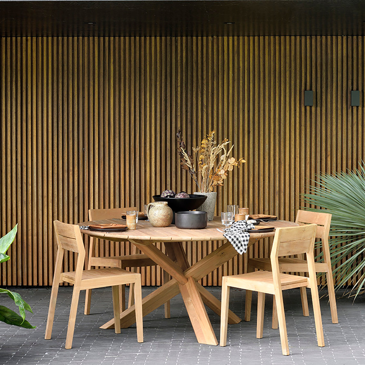 EX1 Outdoor Dining Chair