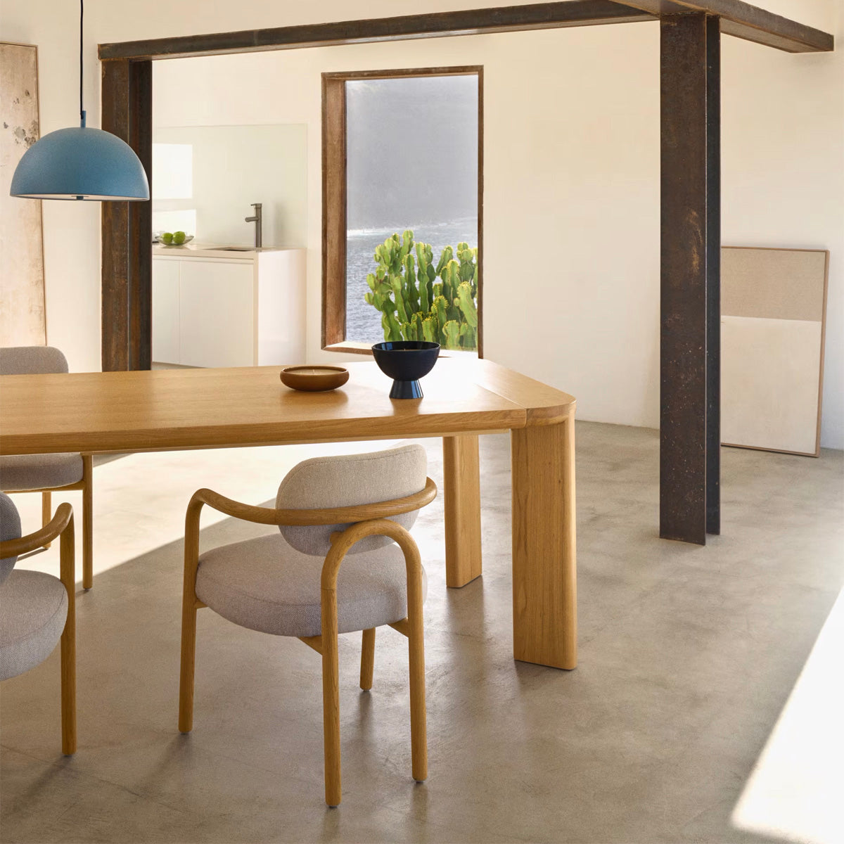 Jondal Extendable Dining Table