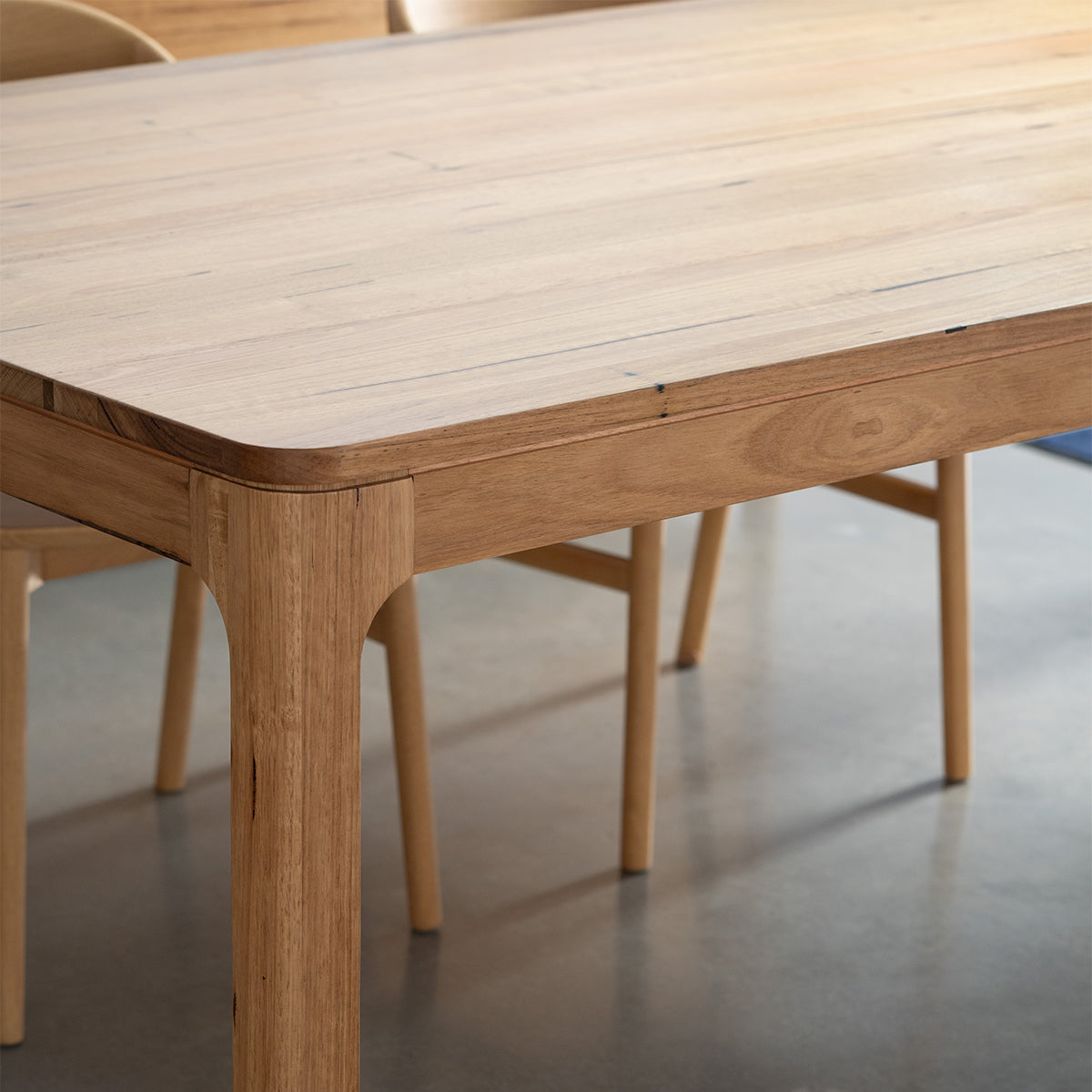 Emilia Dining Table