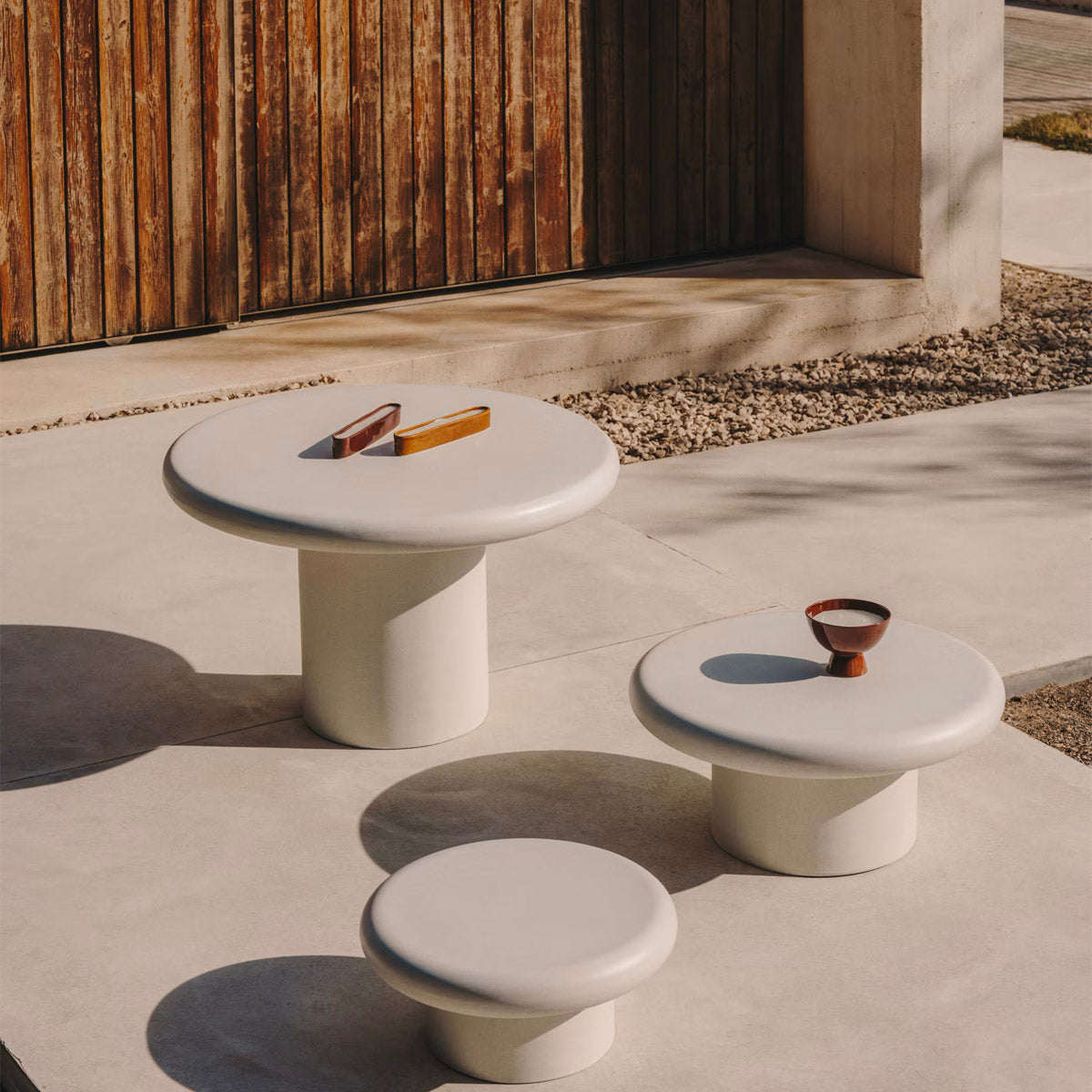 Addaia Outdoor Round Table