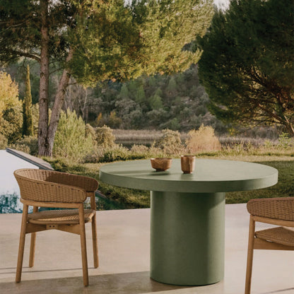 Aiguablava Round Outdoor Dining Table