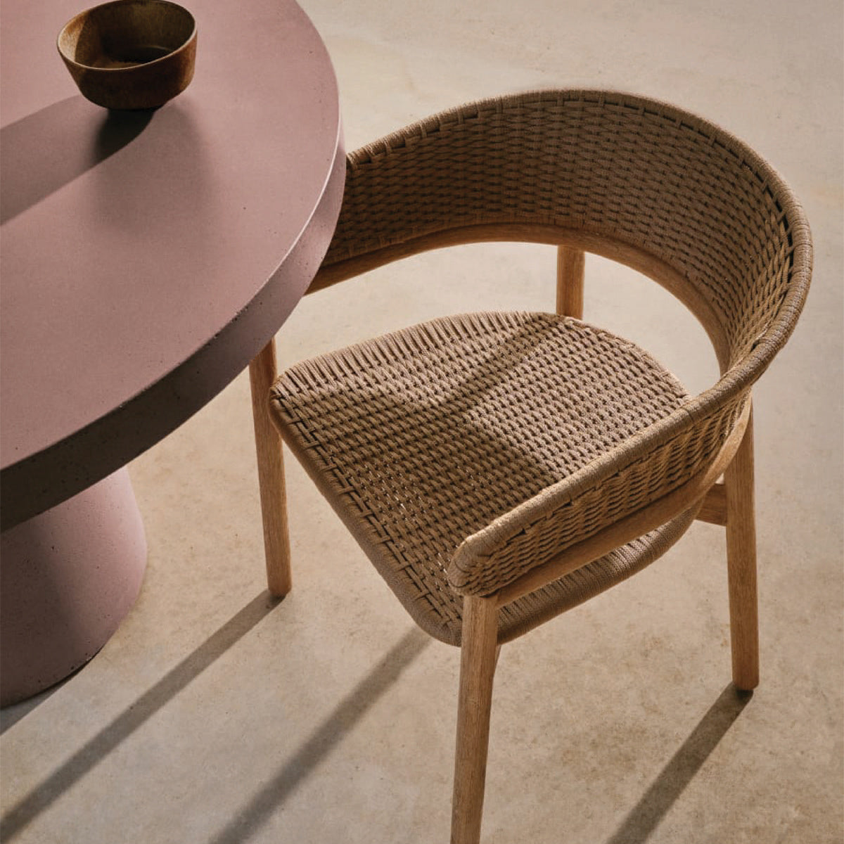 Aiguablava Round Outdoor Dining Table