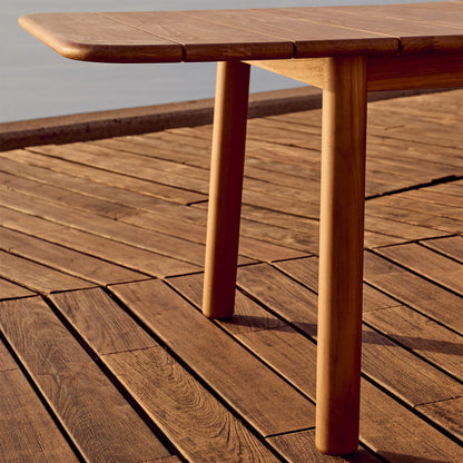 Turqueta Outdoor Extendable Dining Table (Teak)