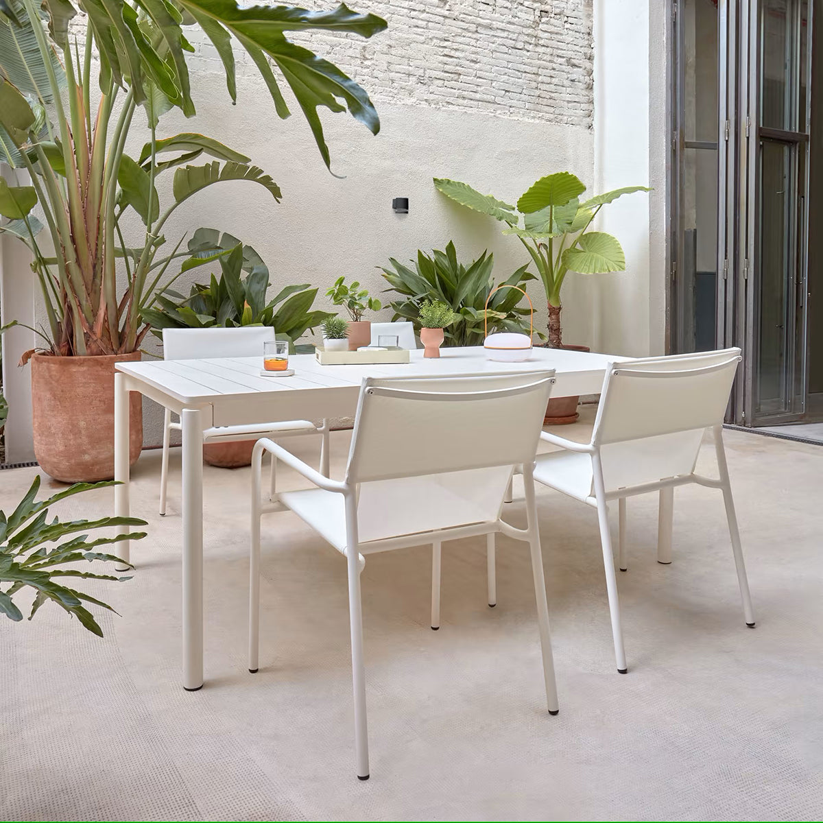 Zaltana Outdoor Extendable Dining Table