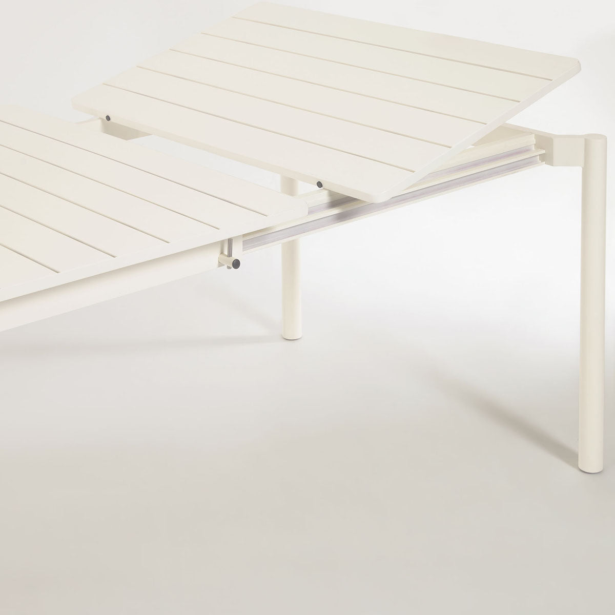 Zaltana Outdoor Extendable Dining Table