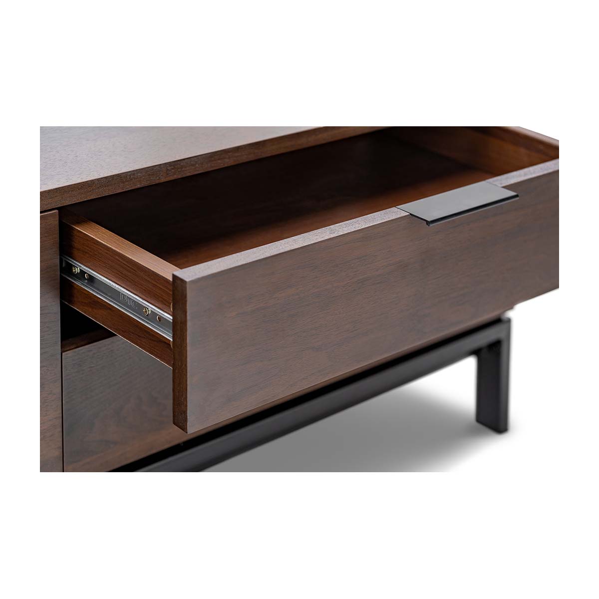 Reese Entertainment Unit