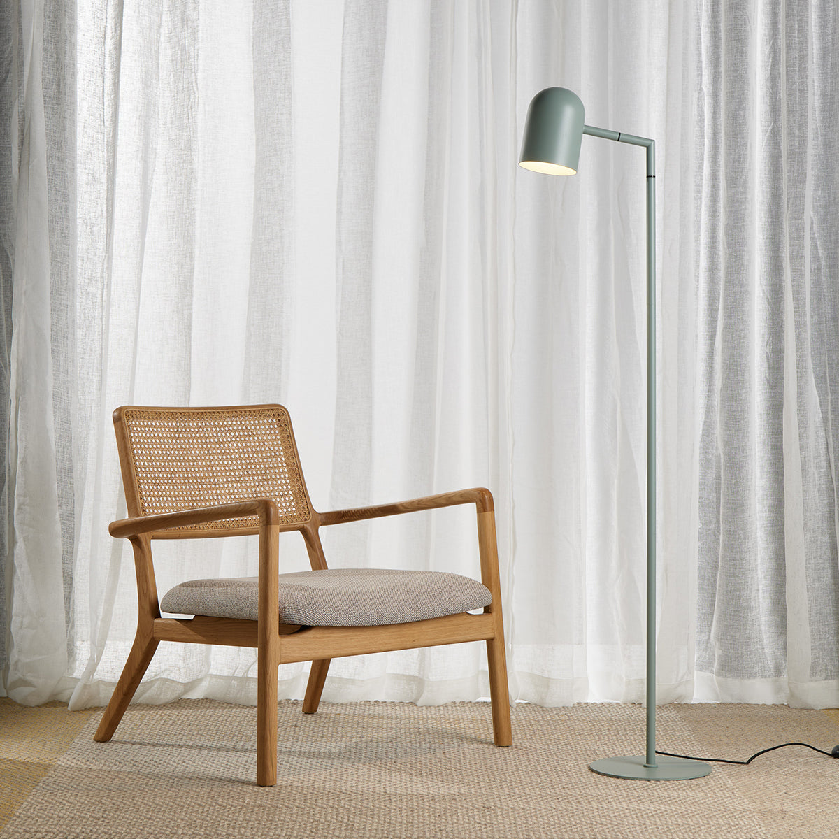 Pia Floor Lamp