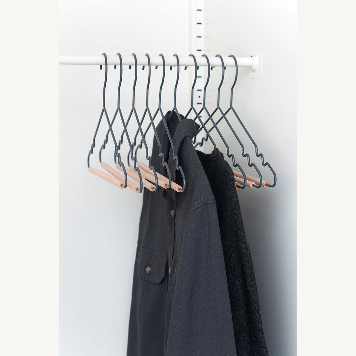 Top Hangers (Set of 10)