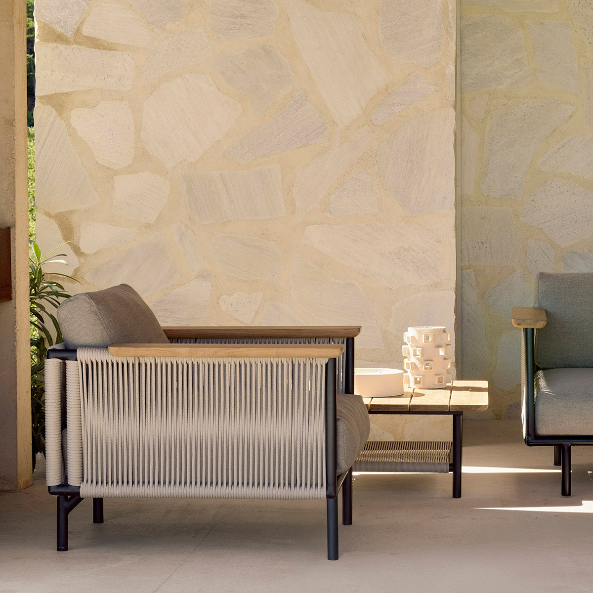 Corbey Outdoor Lounge Chair