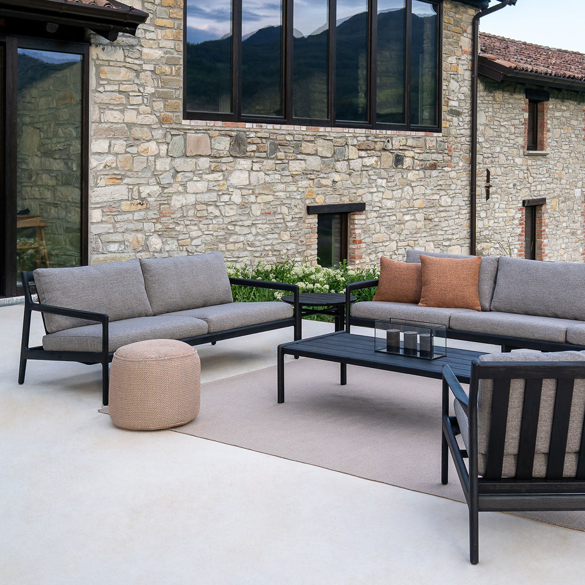 Jack Outdoor Fabric Lounge Chair (Teak Black, Mocha, 76cm)