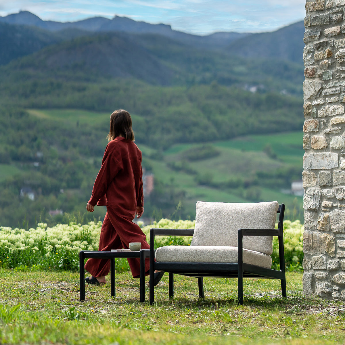 Jack Outdoor Fabric Lounge Chair (Teak Black, Natural, 76cm)