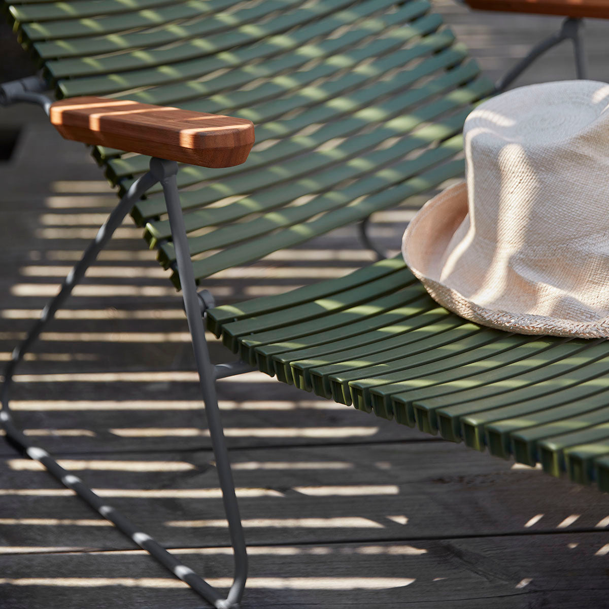 Click Sunlounger with Armrest