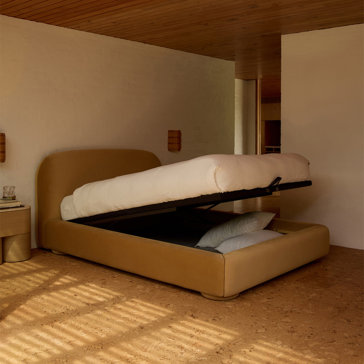 Lull Storage King Bed