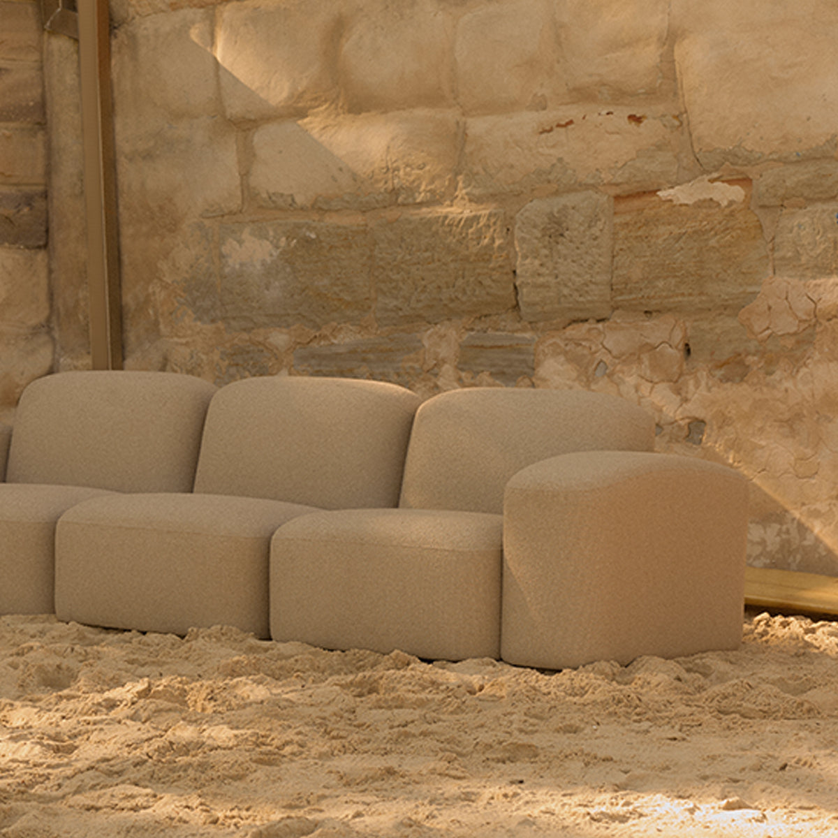 Muse Outdoor Armless Modular Piece)