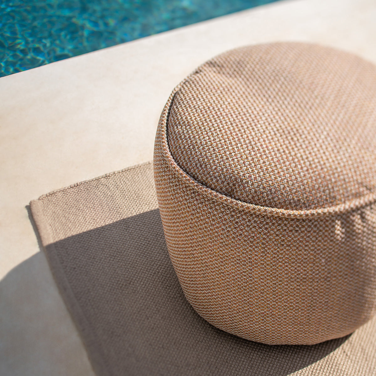 Donut Outdoor Pouf