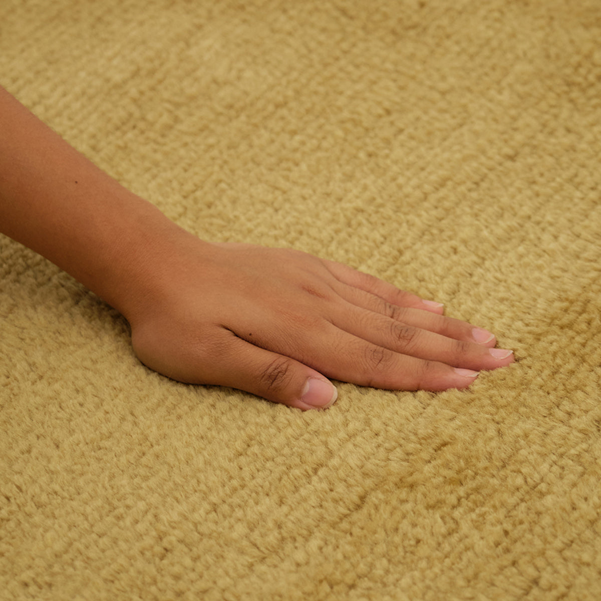 Nelson Washable Wool Fine Cut Pile Rug