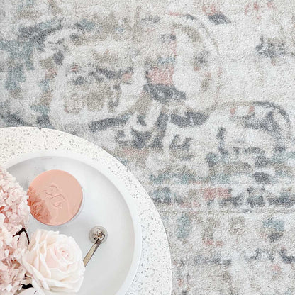 Elouise Traditional Floral Rug