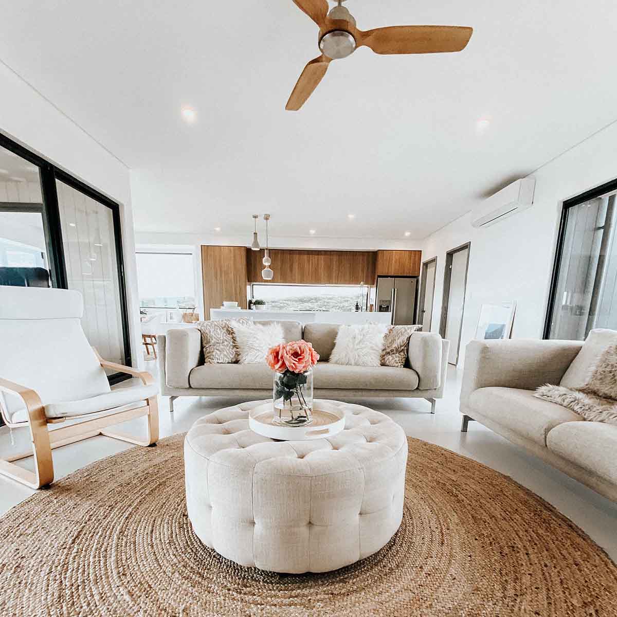 Sayulita Round Jute Rug