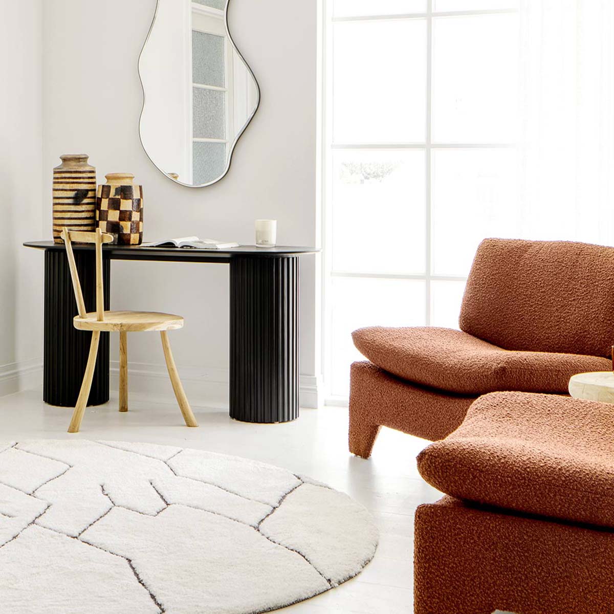 Tahlee Round Tribal Shag Rug