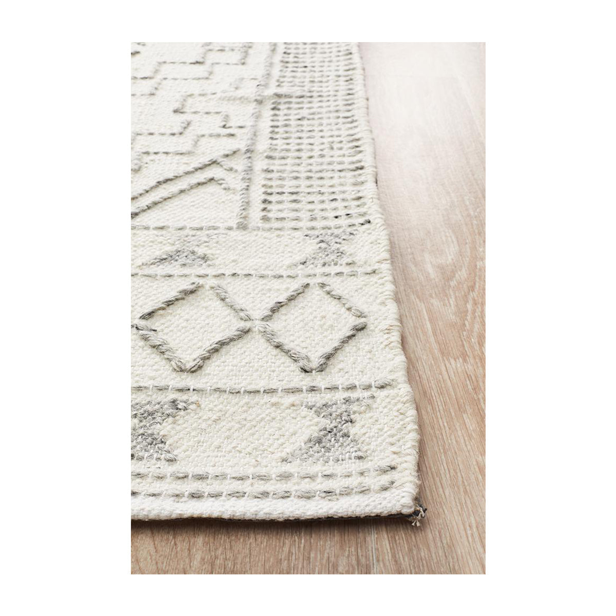 Hudson 802 Rug (Ivory)