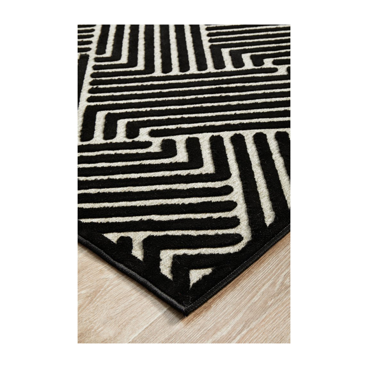 York Rug (Black/Gold)