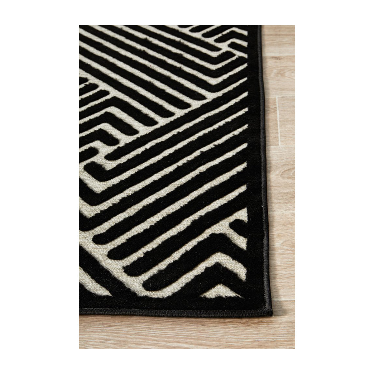 York Rug (Black/Gold)